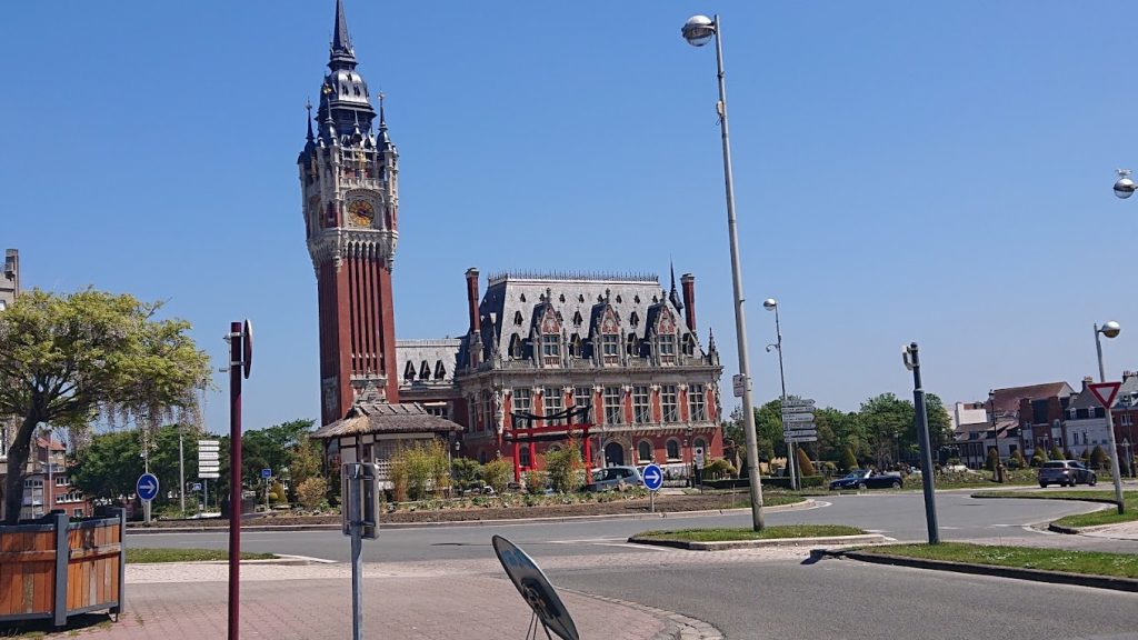 Image de la gare de Calais en Taxi
